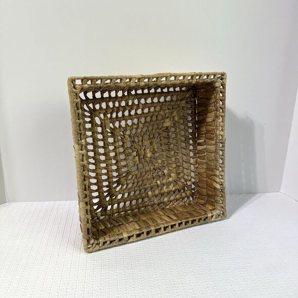 Vintage Square Woven Basket Catchall Interior Decor - Picture 7 of 13